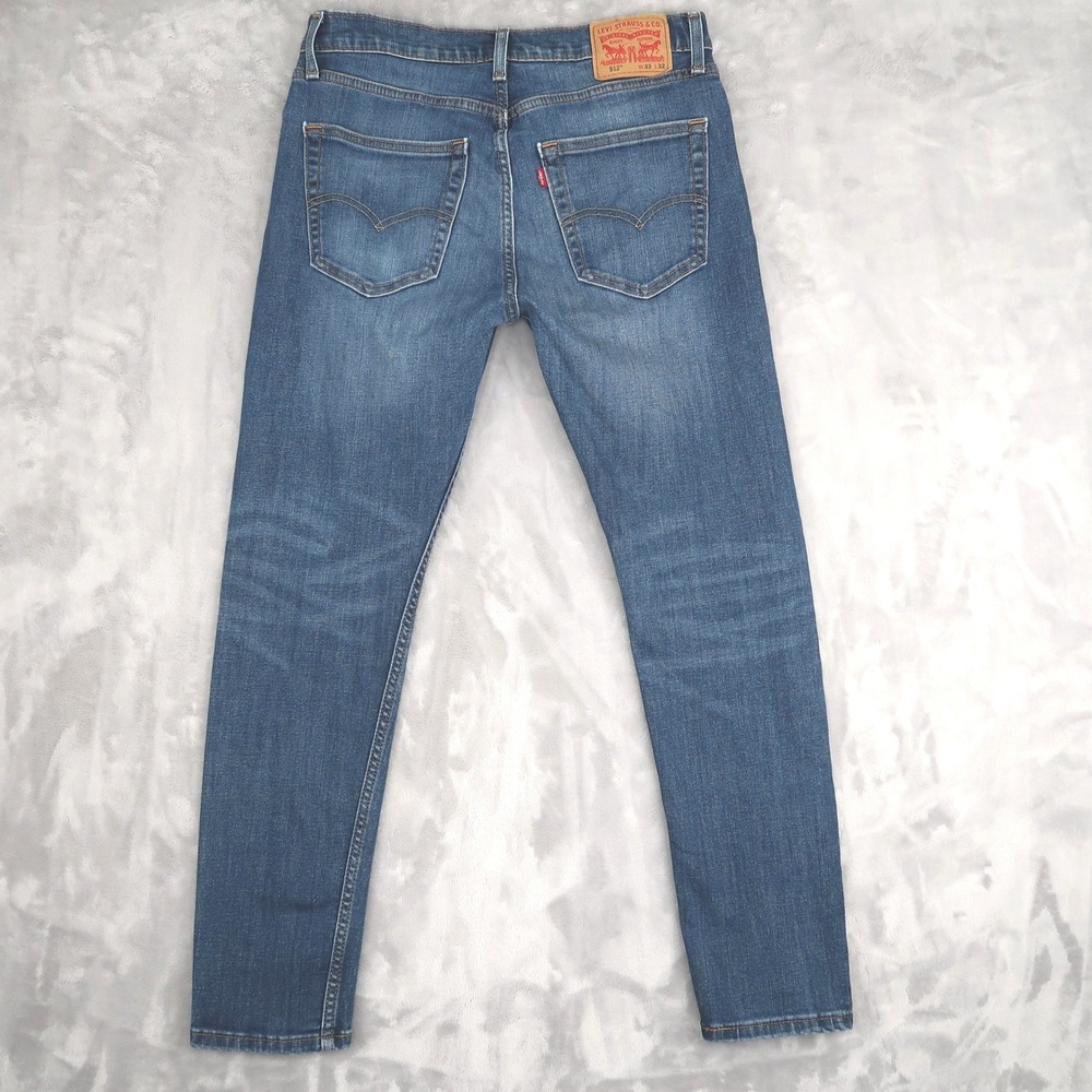Levi's Jeans Mens 33x32 Fits 32x30 Blue 512 Slim Taper Classic Medium Wash - Picture 1 of 10